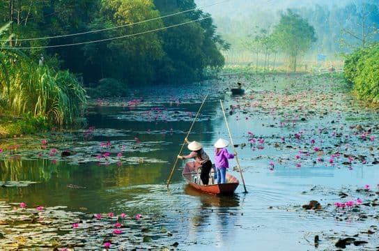 huong-pagoda-hanoi