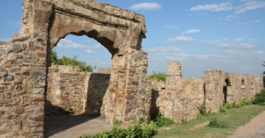 bhangarh-the-haunted-ruins-rajasthan.htm