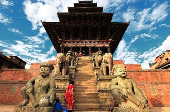 family-trip-to-nepal